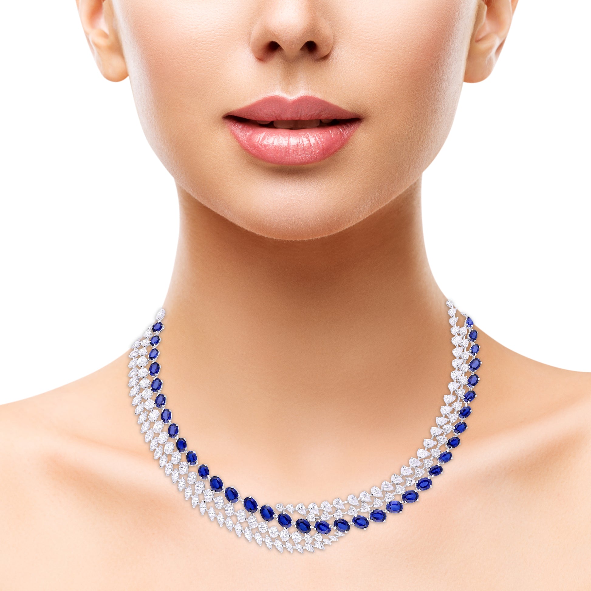 Noctura Bloom Necklace