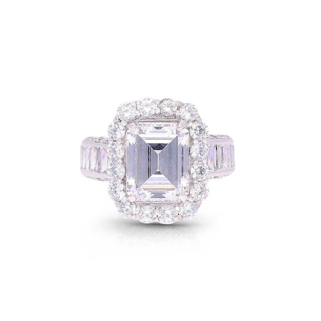 Brillio Crest Ring