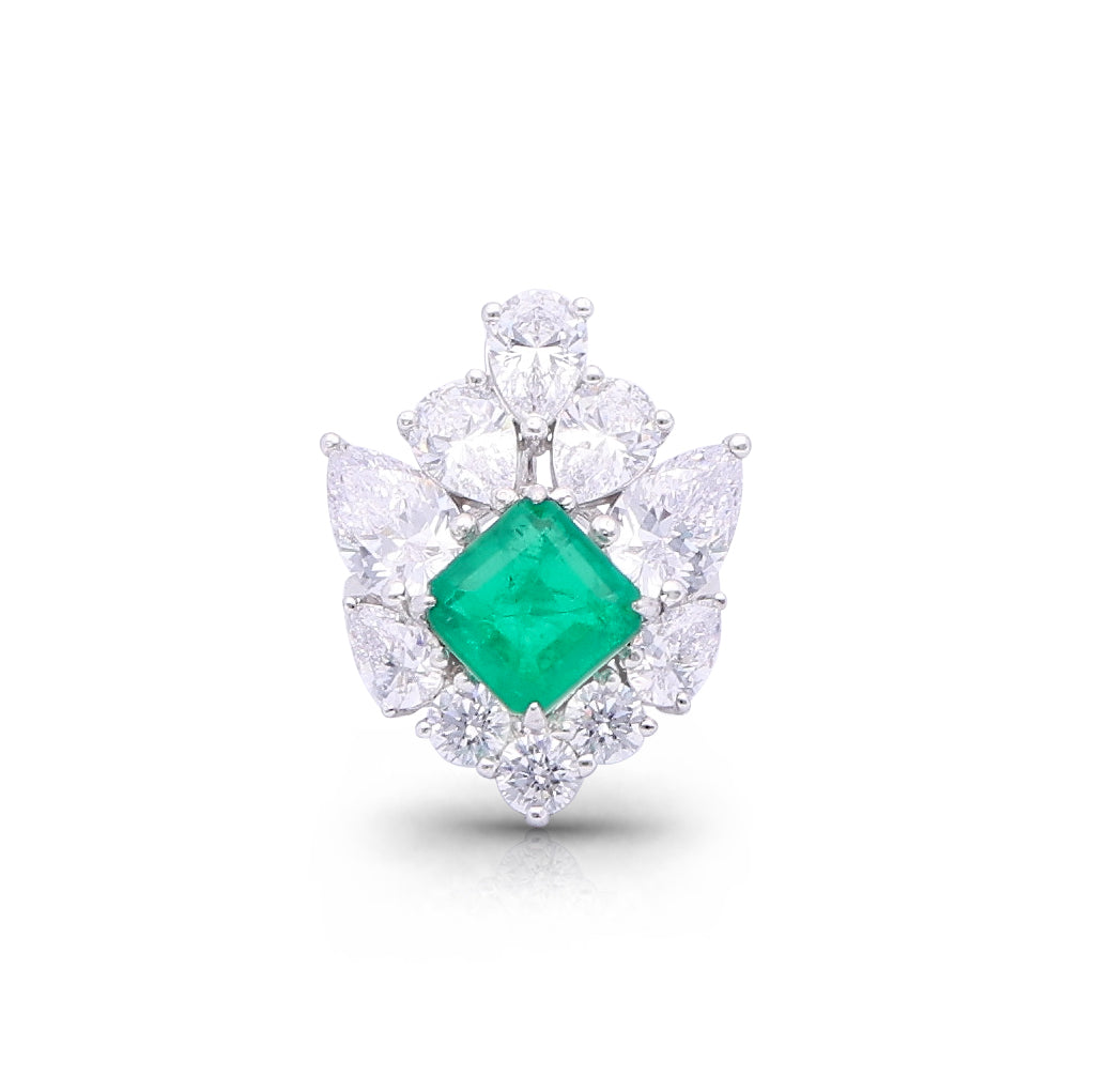 Luminous Laurel Ring