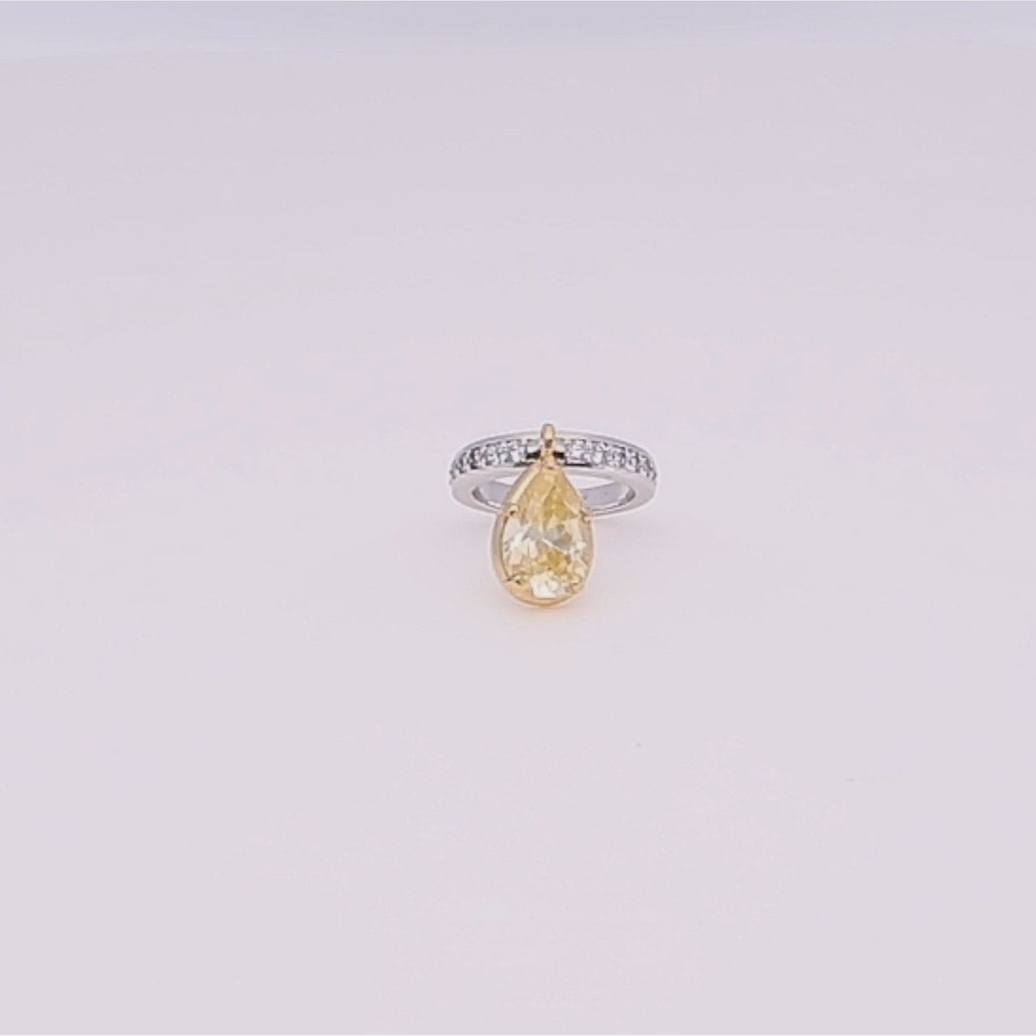 Golden Elara Ring
