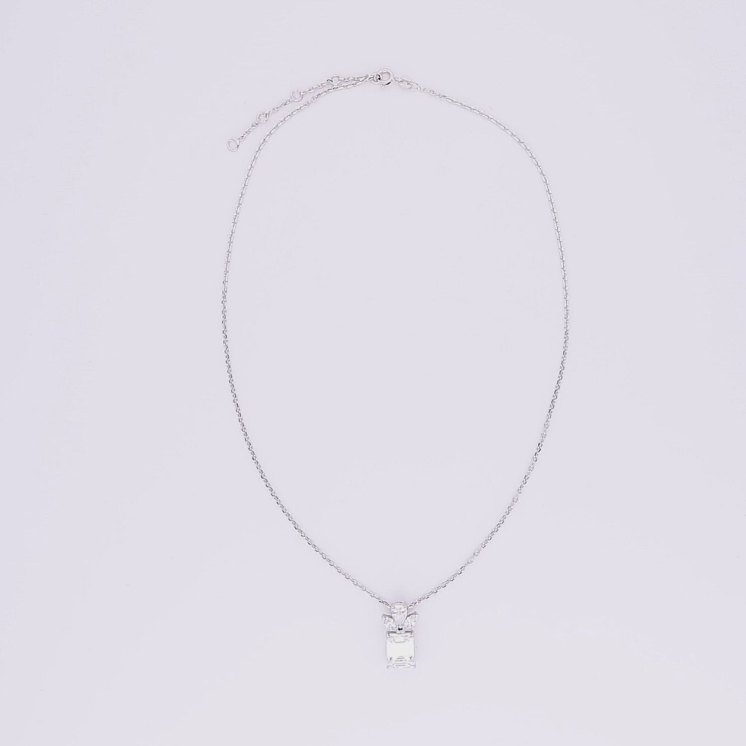 Clearvine Necklace