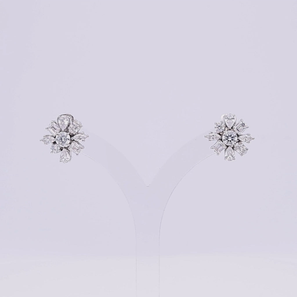 Fancycut Diamond Echo Cluster